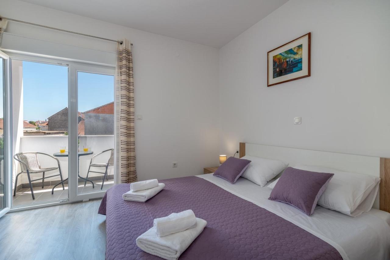 Apartmani Ante & Sime Trogir Eksteriør billede